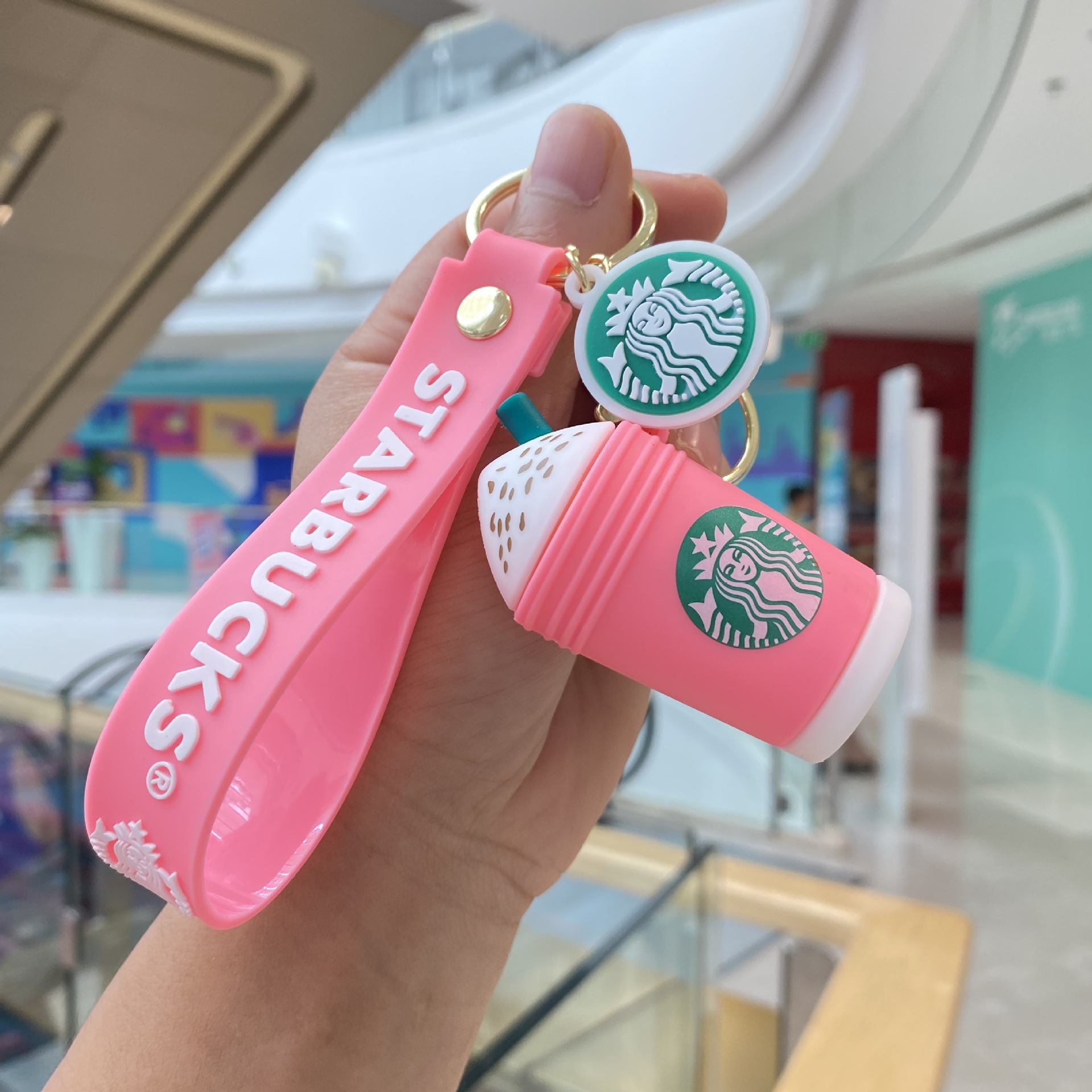 Transfronterizo Starbucks leche taza de té llavero Starbucks oso muñeca colgante para la temporada escolar regalo máquina de la muñeca adornos