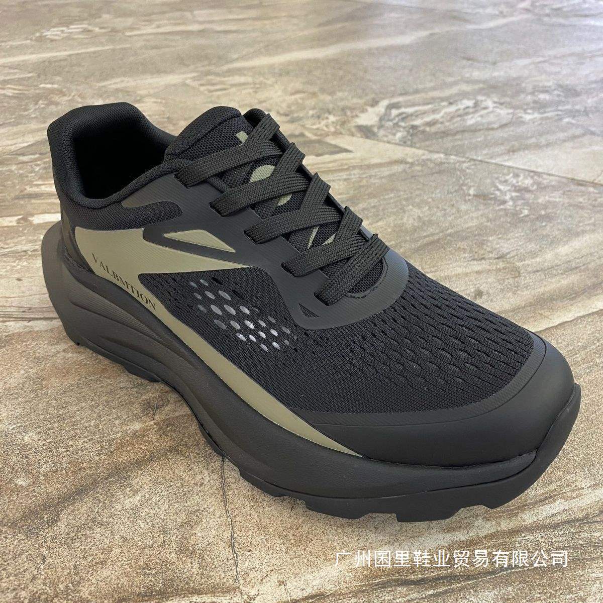 男单网透气飞织网热贴胶片面料吸汉布垫脚发泡减震防滑橡胶底