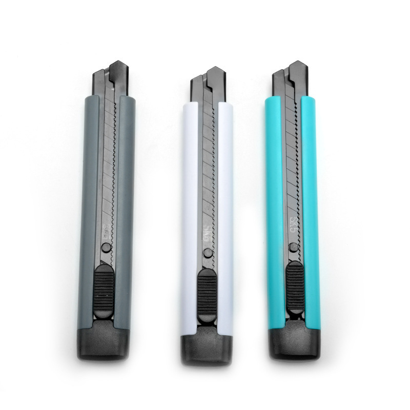 Venta caliente 18mm cuchillo de uso general de alta gama cuchillo de papel tapiz desembalaje expreso cuchillo de desembalaje material SK5 arte portátil manual