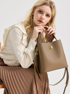 Universal leather shoulder bag, one-shoulder bag, Korean style, genuine leather, cowhide