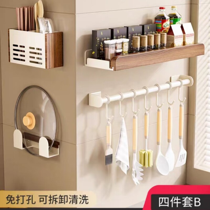 美ラードの台所の物置棚は穴を開けないで調味料をかぶせます。|undefined