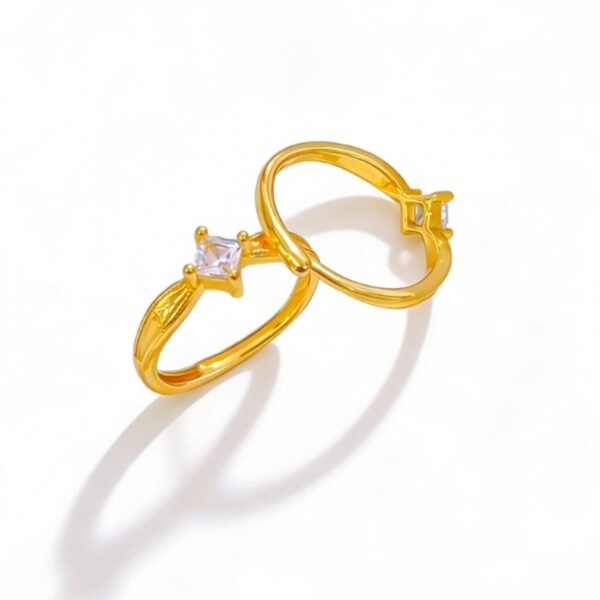 Fashionable retro design ring