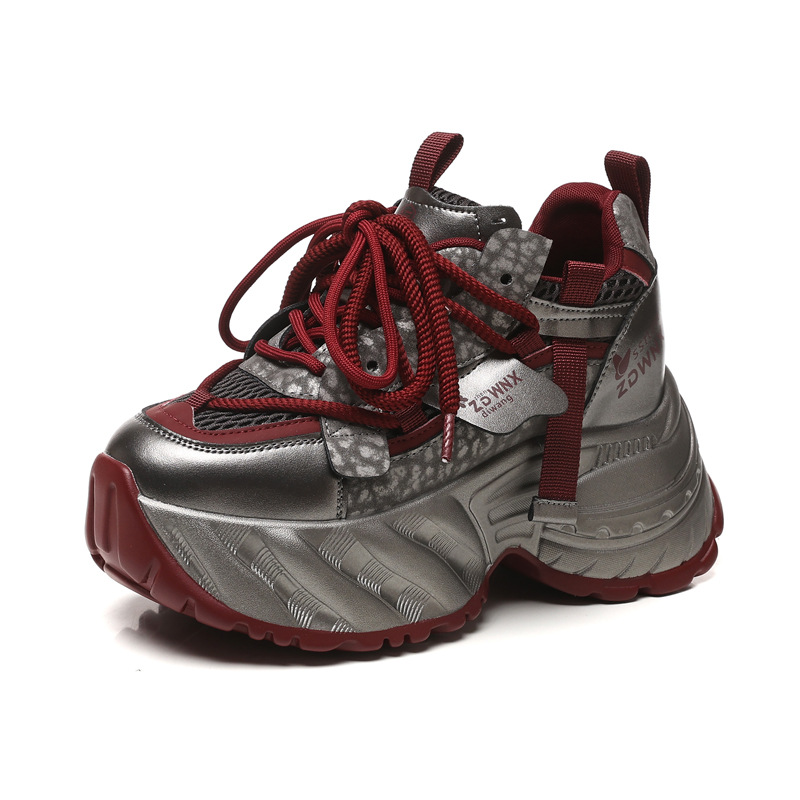 Giày sneaker nữ đế xuồng trắng thời trang, đế dày tăng chiều cao 9.5 cm — màu be
