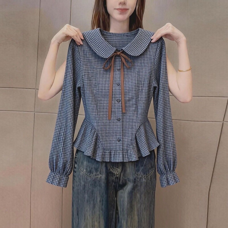 Retro Hong Kong-style plaid doll-collar long-sleeve shirt, a new autumn collection for women, designed to be slimming, stylish, versatile, and exuding an elegant aura