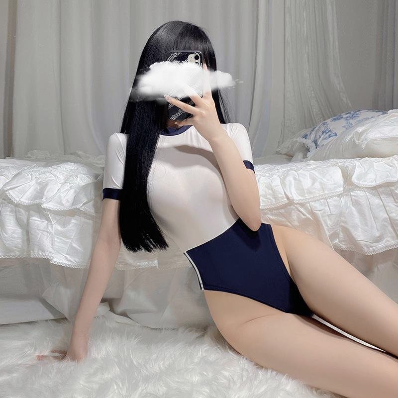 1072 화이트 + 네이비 블루