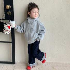 女童春季外套2026新款洋气女宝宝春秋款卫衣连帽上衣儿童春装开衫