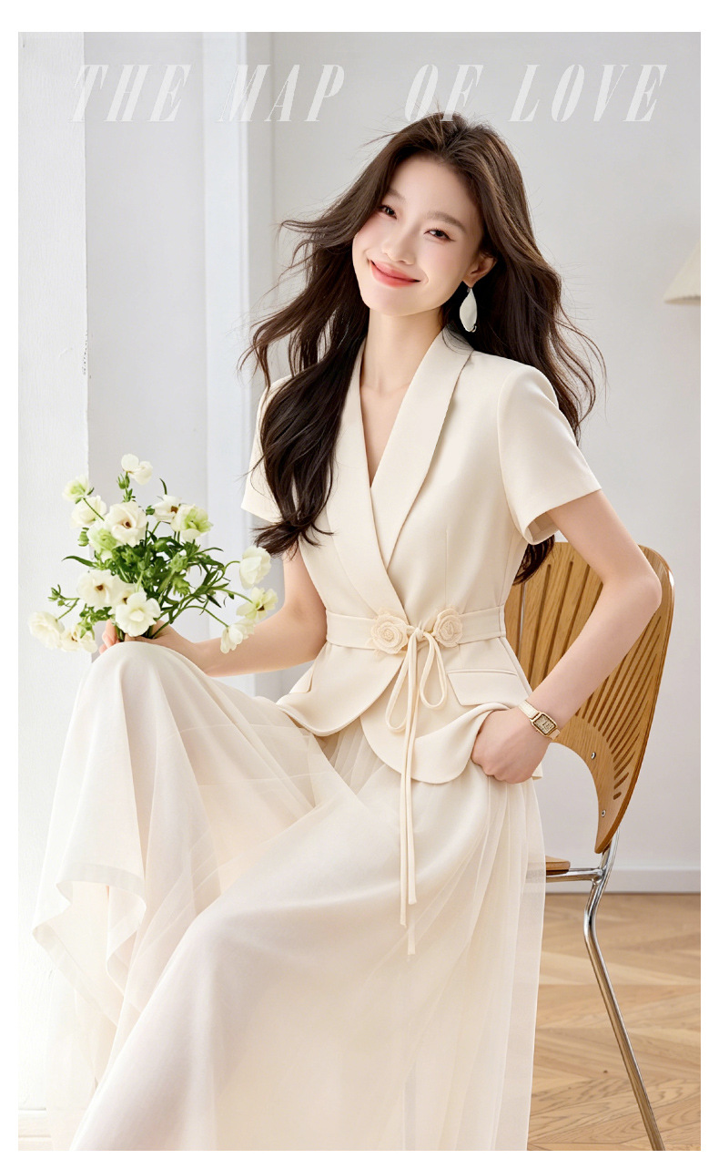Set vest chân váy nữ công sở phong cách tiểu thư sang trọng, form ôm gọn dáng — Màu ảnh chi tiết 3