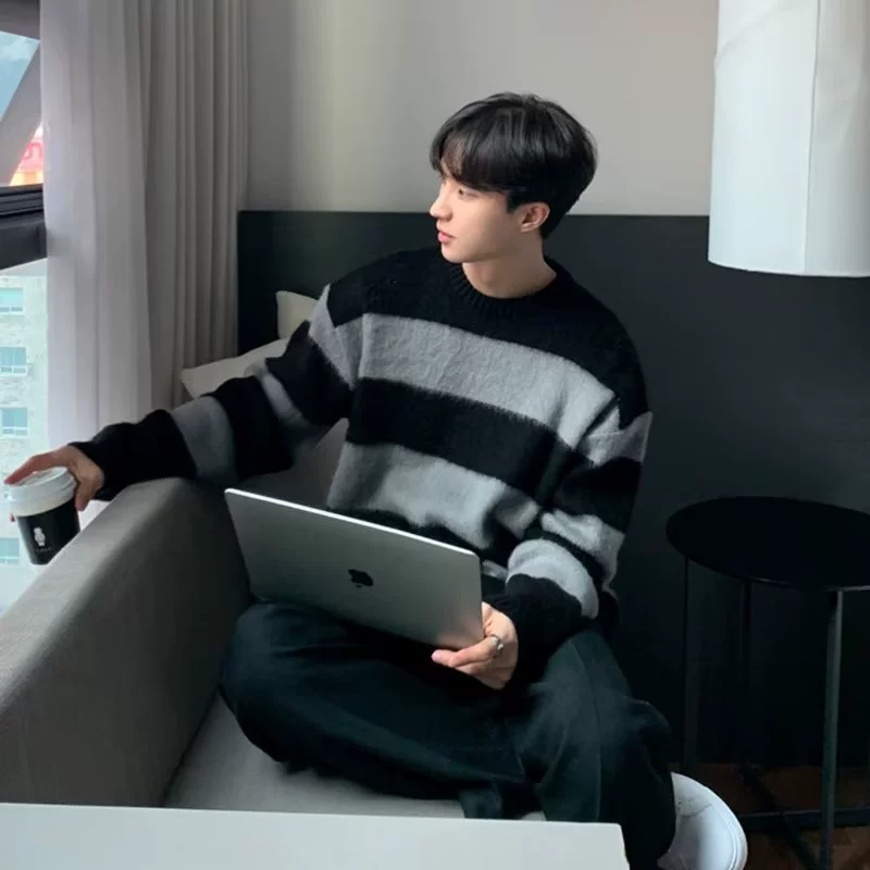 Мягкий восковой свитер с круглым вырезом в полоску с дизайном Sense Niche Новый трикотаж Свободный американский модный мужской модный Южная Корея Dongdaemun