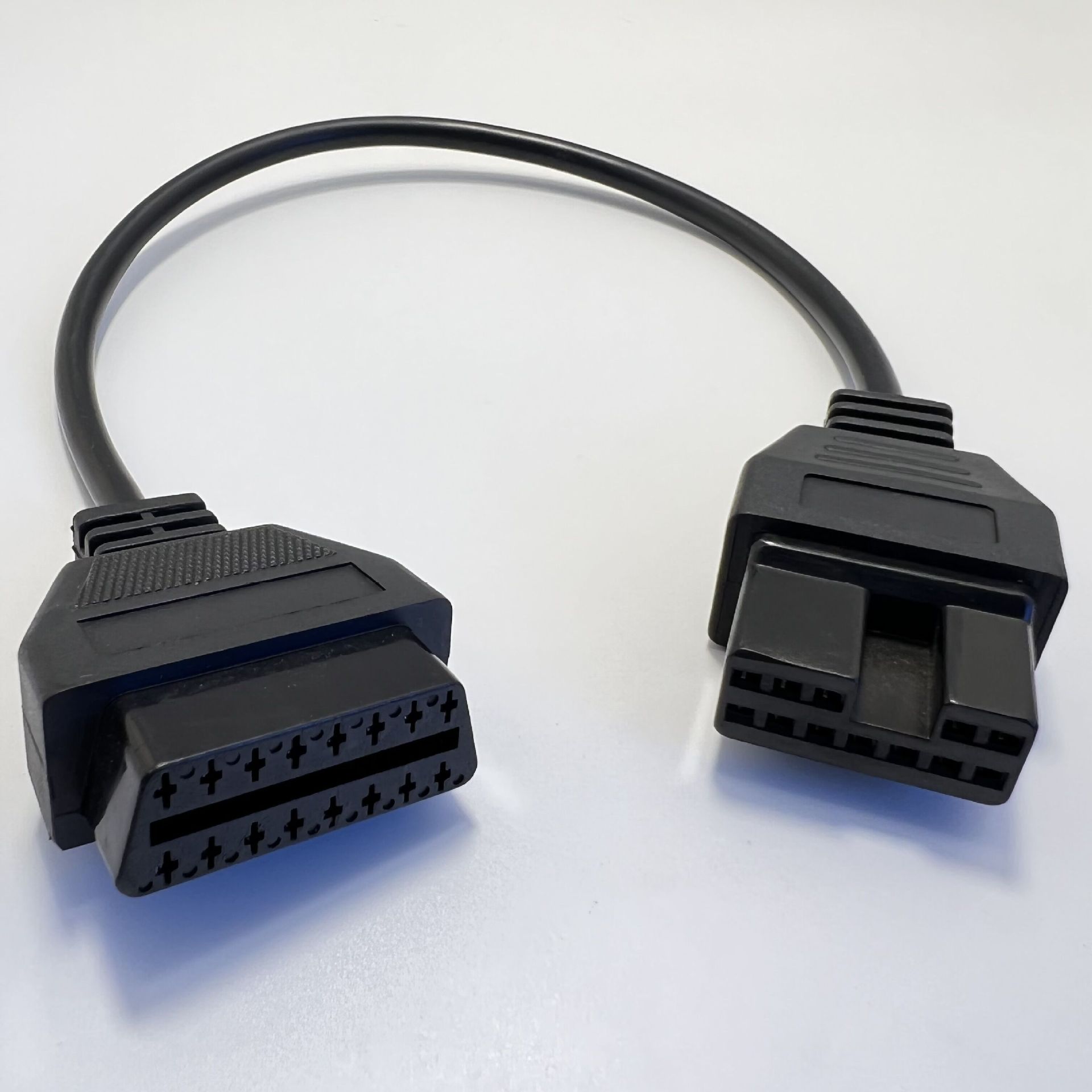 HYUNDAI 12PIN to OBD2 16pin cable现代 三菱汽车12针诊断连接线