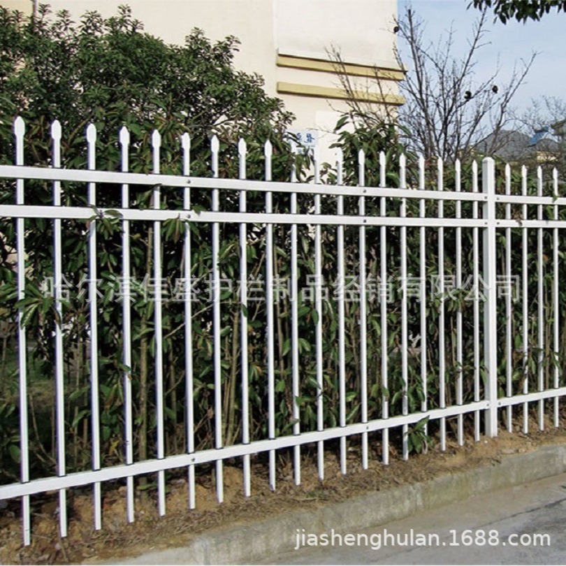 厂家供应草坪锌钢护栏别墅花园花坛草坪栅栏铁艺焊接绿化隔离护栏