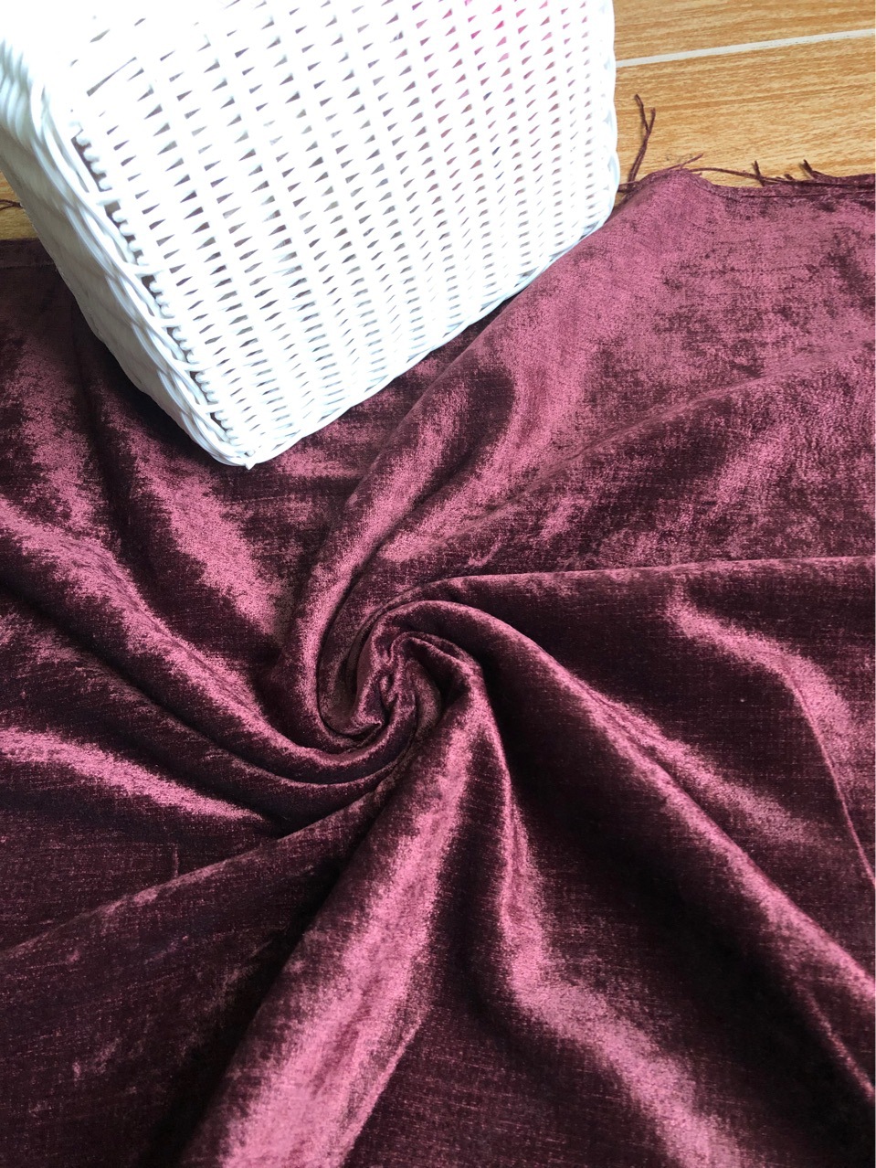 雪尼尔沙发面料抱枕靠垫面料 仿黏胶平板雪尼尔现货330平方克