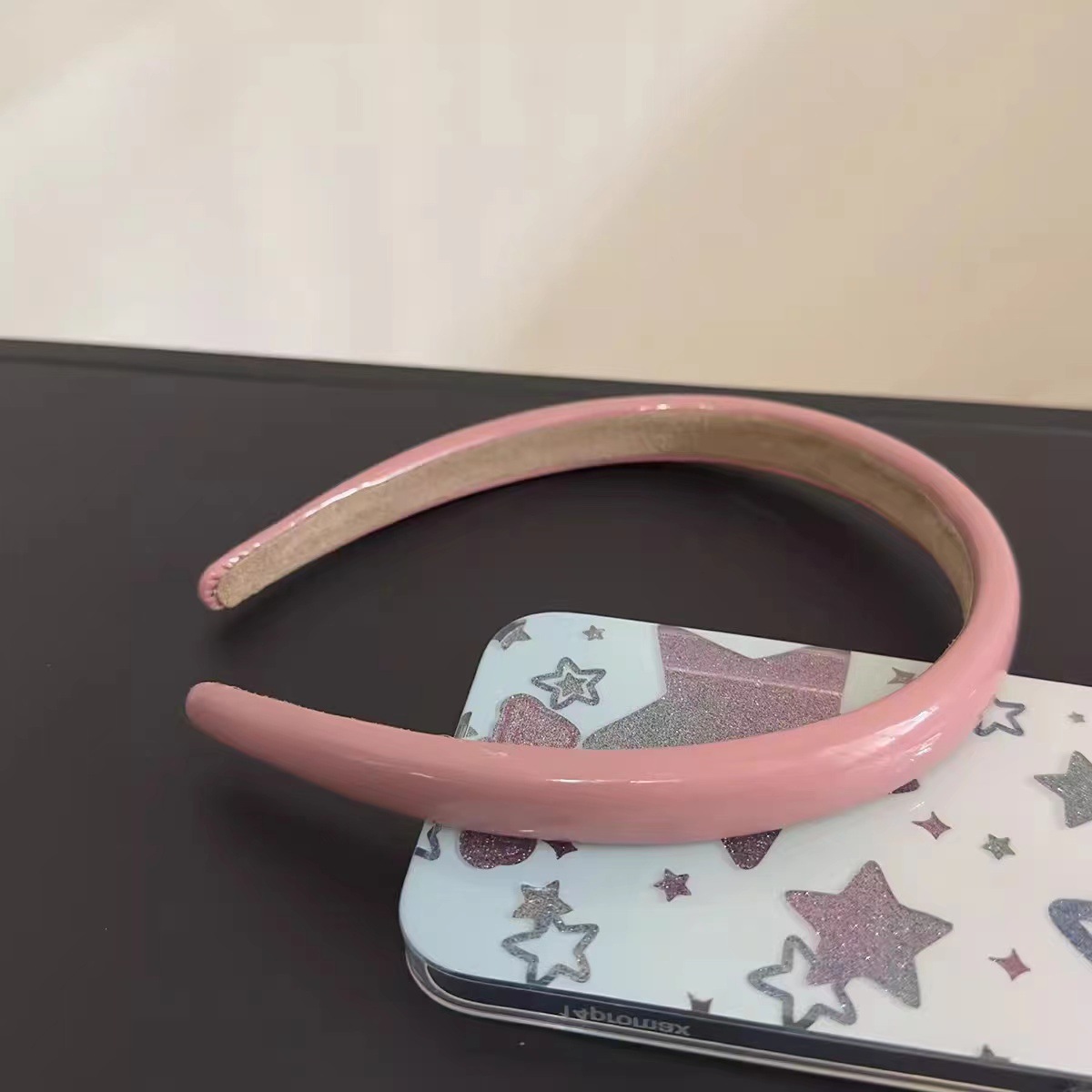 Estilo coreano de la niña correa de cuero correa de cabeza alta correa de cabeza dulce primavera y verano correa de cabello adornamiento al por mayor