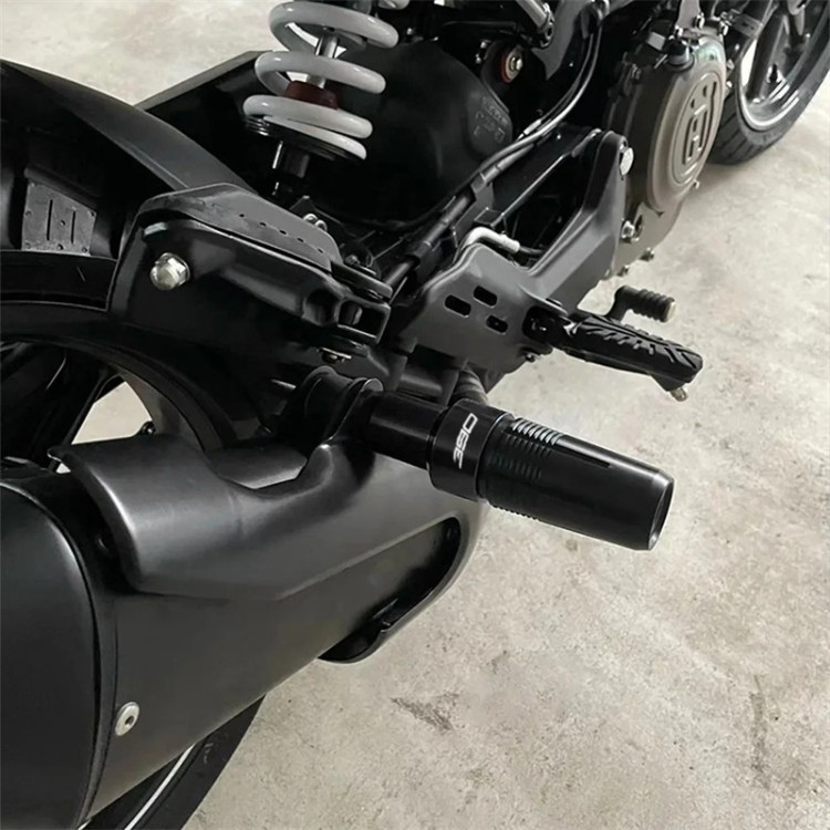Suitable for KTM DUKE390 DUKE250 2017-2023 modified body crash protection ball + exhaust pipe crash protection bar
