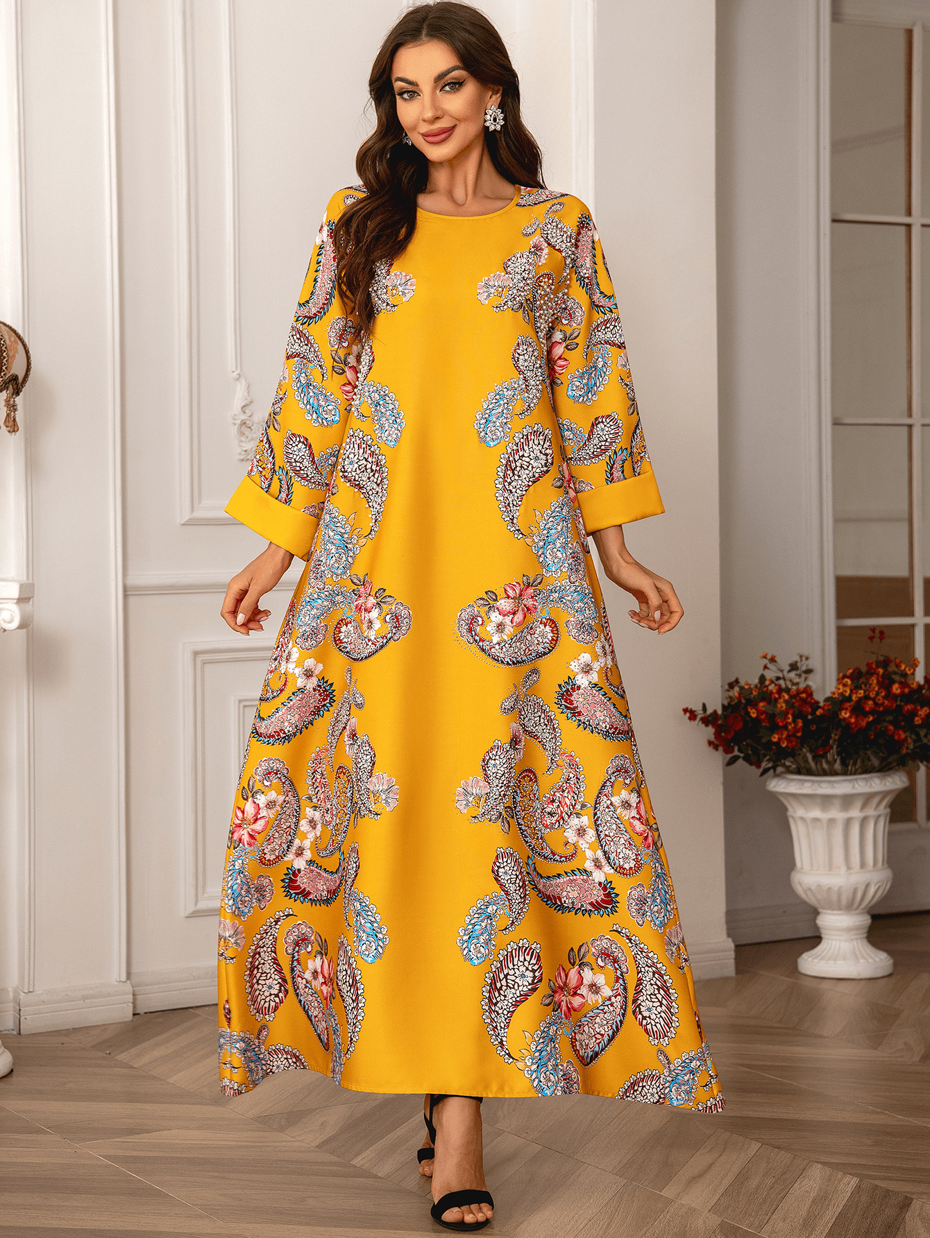 2405 Middle Eastern European Cross-border Muslim Women's Long-sleeved Floral Dress With Beading Rhinestones, Elegant And_ecoleips.com