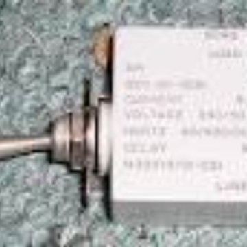 IEG6-1-72-30.0-01-V    AIRPAX   传感器