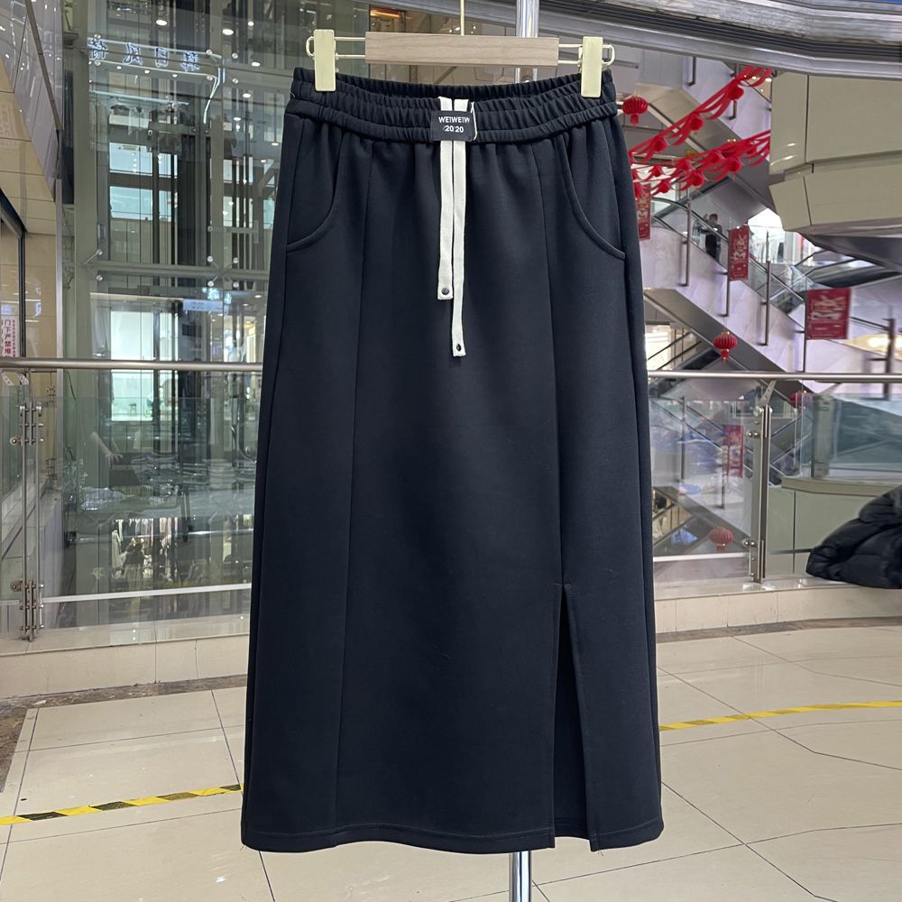 Extra large base long fitted skirt