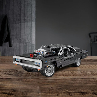 ���ݘ��ߙCе�M���ϴ�ĵ�����R42111�eľ�ٶ��c����羳Technic