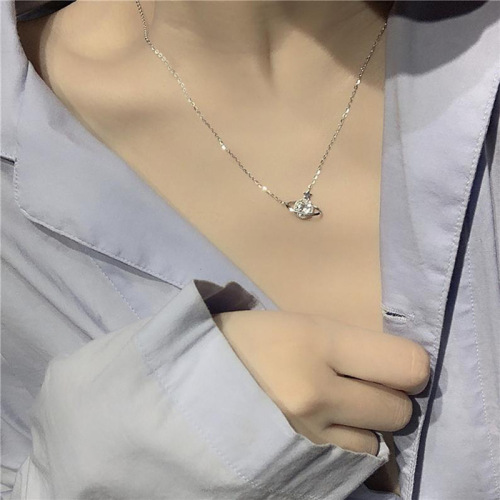 Japanese and Korean ins personality super fairy temperament starry sky planet pendant necklace simple cold style five-pointed star clavicle necklace