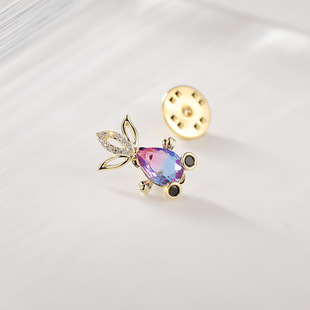 New Purple Cute Goldfish Brooch Tingling Needle Exquisite Simple Girl Pin Small Collar Needle Anti-running Light Buckle