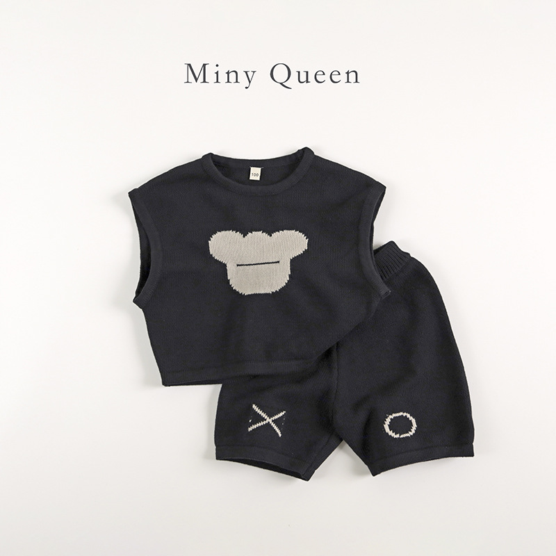韩版气质～原创小熊～春秋儿童毛衣马甲棉提花男女宝针织短裤套装