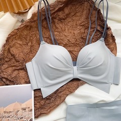 Beautiful Back Seamless Double Strap French Sexy Underwear Women's Small Breast Gathering and Enlarging No Wire Ring Sexy Bra Set