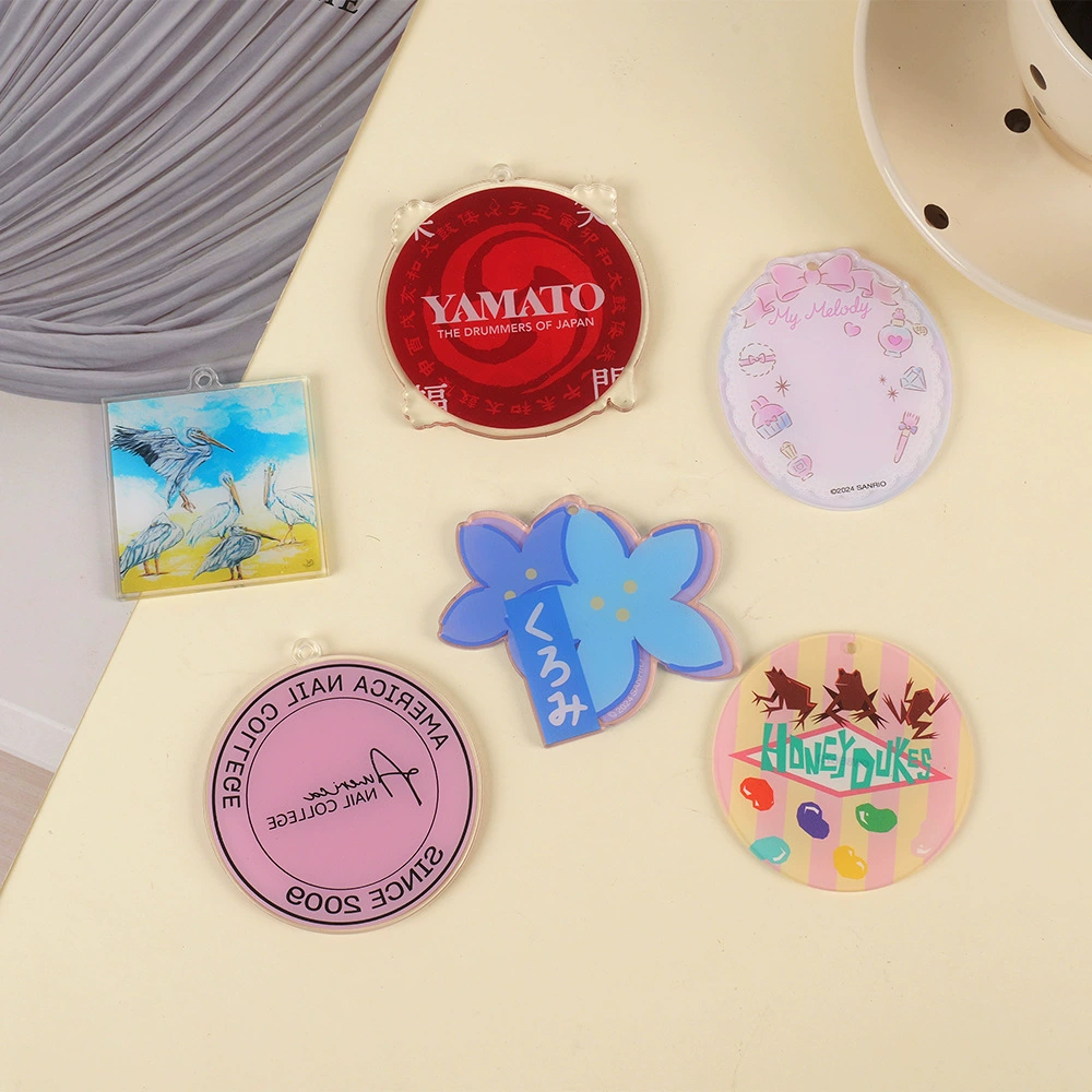 Индивидуальный акриловый брелок для школьного рюкзака, мультяшный брелок, маленький кулон, небольшой подарок, школьная эмблема, логотип, QR-код.