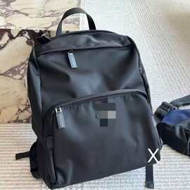 P拉达男士经典三角logo拉链尼龙双肩背包高品质图片实拍2VZ104