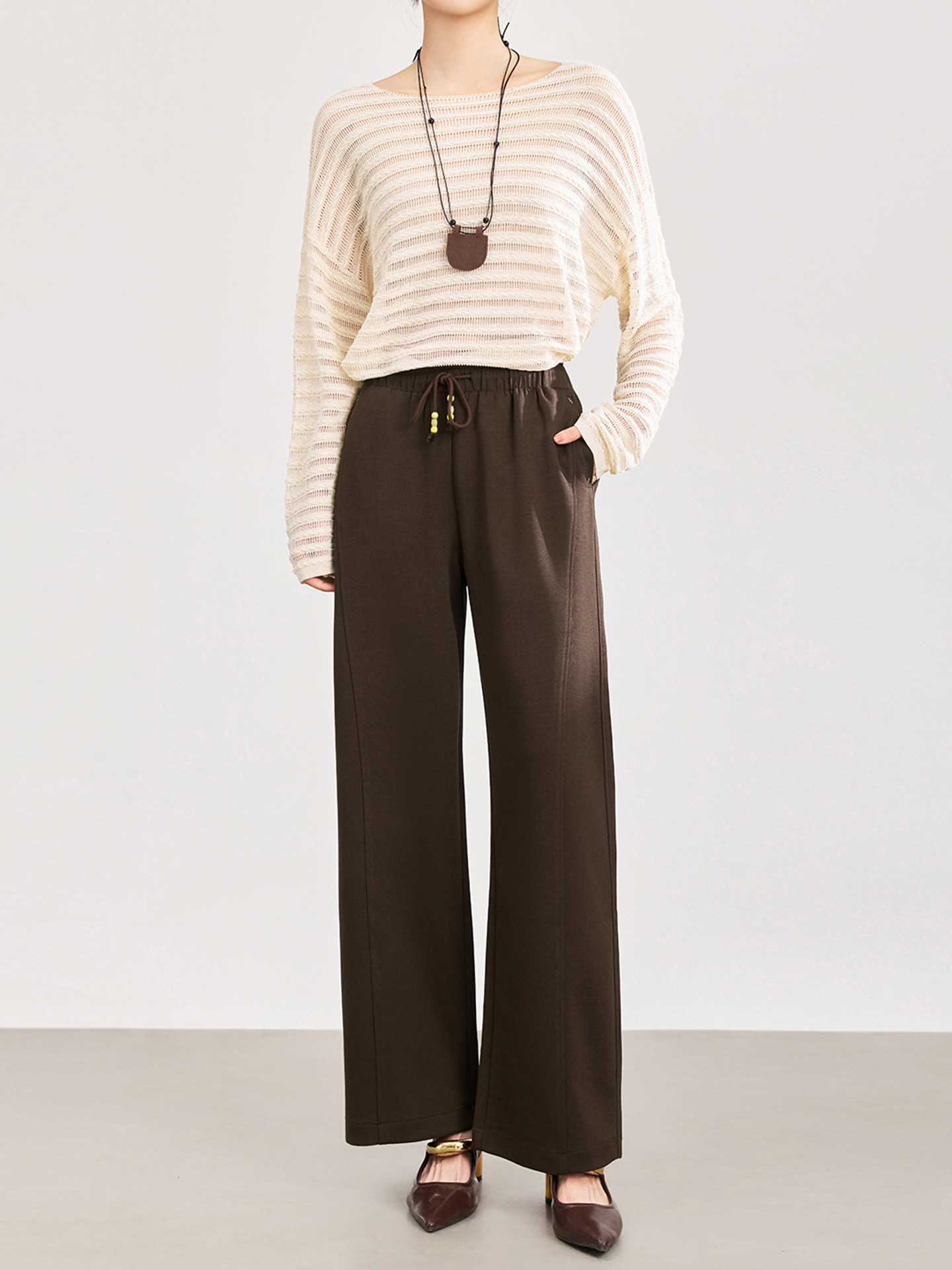 Quần culottes nữ ống rộng cạp thun dây rút vải mềm rủ — màu sắc