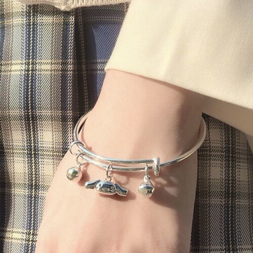 Sanrio Bell Bracelet Female Student Best Friend Cute Sweet Bracelet Kuromi Melody Cinnamon Dog Small Gift