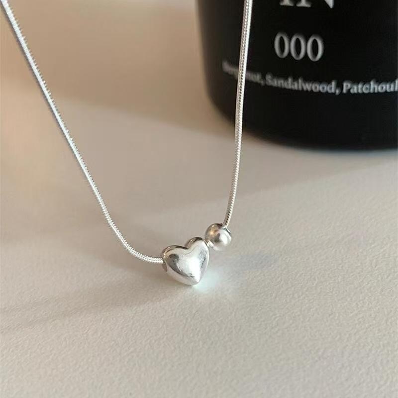 Heart-Shaped Bead Necklace for Women, Ins Style, Simple and Luxurious, High-End Snake Bone Chain, New Versatile Niche Choker