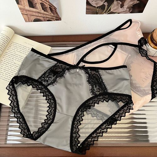 Charming at first sight ~ French light luxury satin lace panties women's mid-waist breathable sexy women's briefs thin section