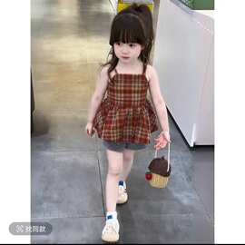 女童夏季新款格子背心套装牛仔短裤女宝宝洋气夏款吊带短裤两件套