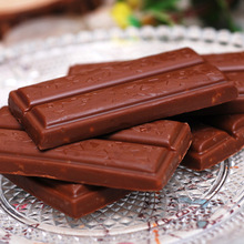 巧克力棒夹心牛奶脆米心192g盒装休闲解馋甜蜜小零食包装