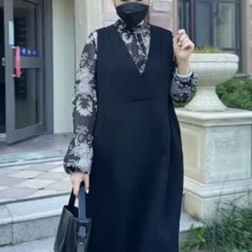 패셔너블하고 다재다능한 조끼 스커트 2024 봄 새로운 스타일로 나이를 줄이고, 날씬해 보이고, 서양식, 뱃살을 커버하고, 돈을 절약하고, 조끼 스커트 트렌드