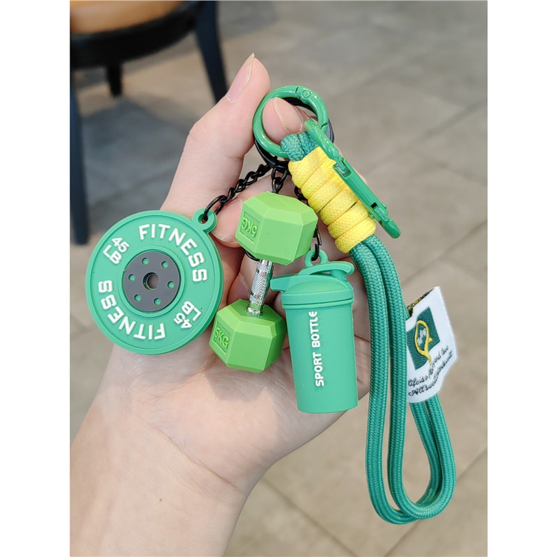 Llavero de fitness barra colgante deportivo creativo mancuerna mochila escolar periférica deportes taza de agua colgante regalo para hombres y mujeres