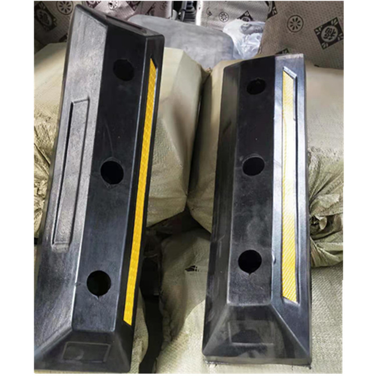 橡胶车轮定位器 橡塑车轮定位器厂家 款式多样 挡车器 挡车杆厂家