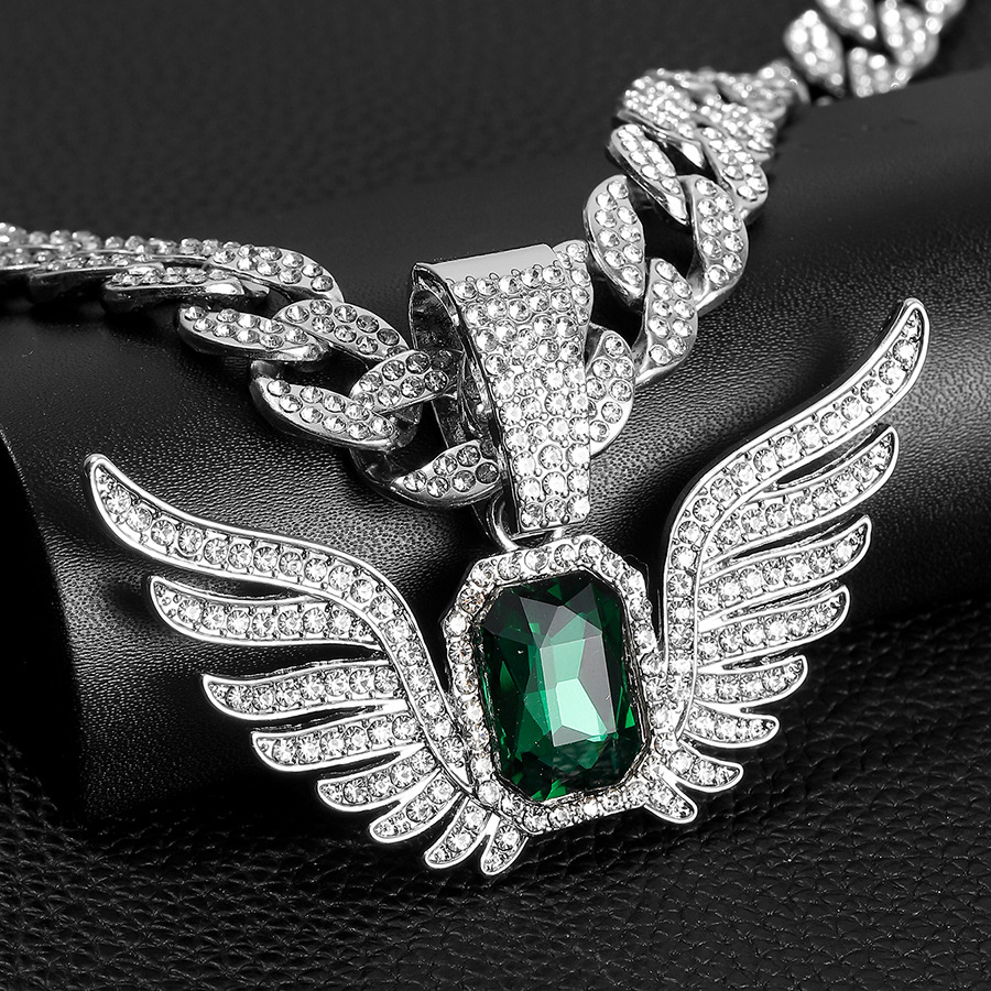 Europeo y americano hip hop completo diamante Ruby alas colgante collar de los hombres de personalidad transfronteriza alas de Ángel colgante fábrica al por mayor