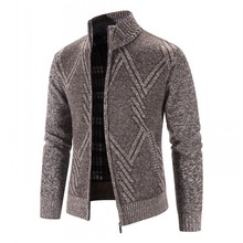 跨境外貿秋冬毛衣男士加絨加厚大碼幾何圖形針織開衫外套一件代發
