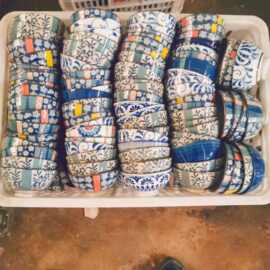 日式4.5寸米饭碗高温陶瓷吃饭碗喝汤小碗釉下彩家用高脚防烫批发