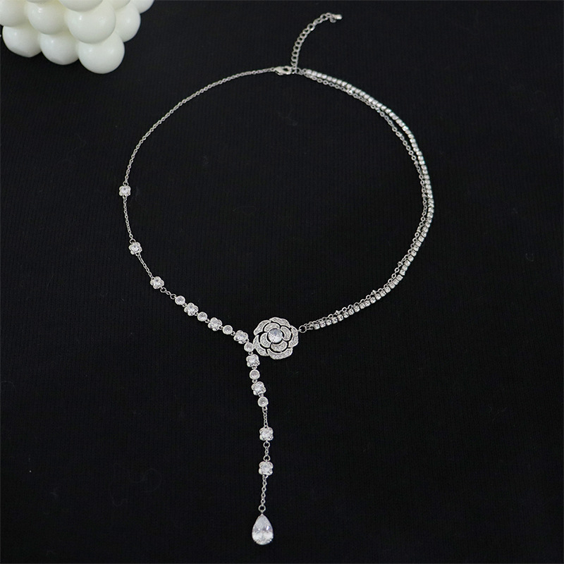 French New Micro-inlaid Zircon Camellia Woolen Chain Women's High-end Long Light Luxury Fashionable Simple All-match Necklace