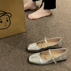 方頭單鞋女2023年春季新款時尚百搭銀色復古網紅淺口平底瑪麗珍鞋