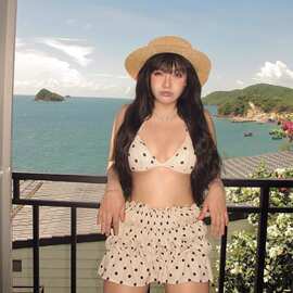 泳衣女纯欲性感辣妹白色波点比基尼分体三件套小胸聚拢度假风温泉