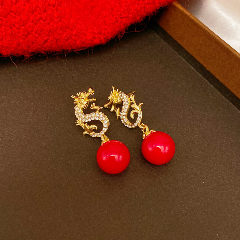 Pendientes festivos de año nuevo de año nuevo para el año del dragón Pendientes de perlas del zodiaco