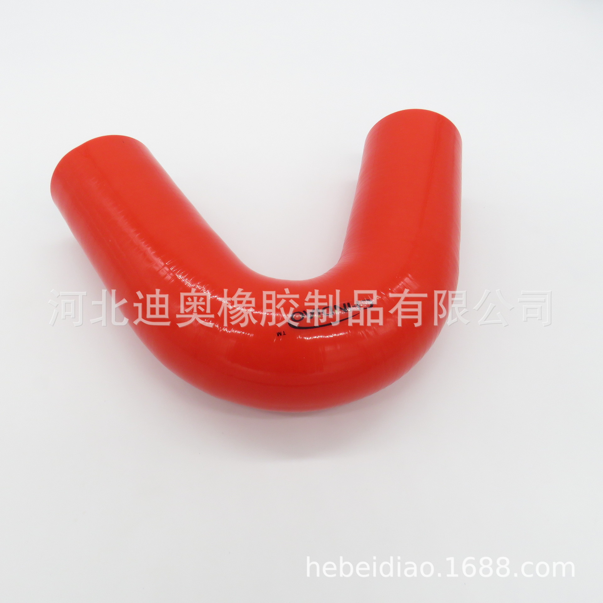 汽车改装硅胶管 45度90度135度180度等硅胶异型管 V型硅胶水管