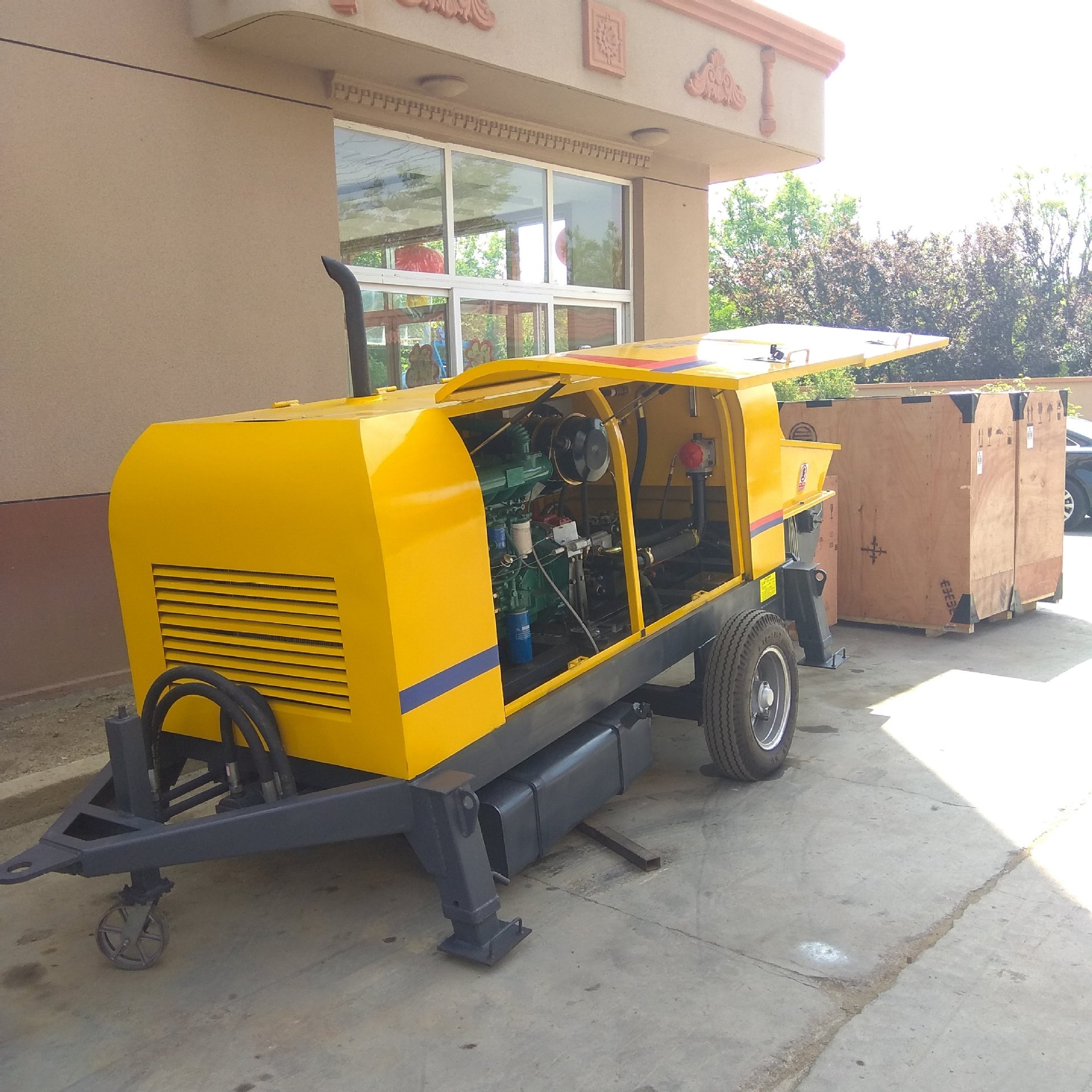 60的大泵 12兆帕 82KW的混凝土输送泵 柴油泵 矿用泵 打隧道的泵