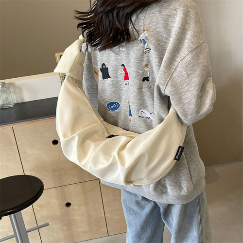 2025 Korean Version Versatile Student Instagram Japanese Origin Simple Style Literary Single Strap Solid Color Crossbody Bag Mooncake Bag