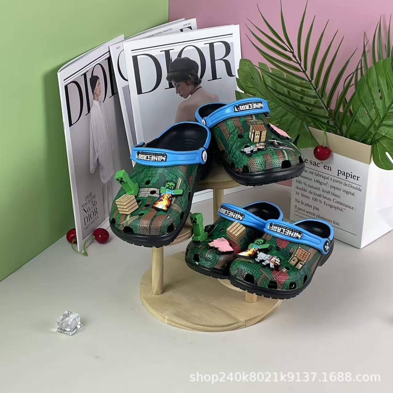 Cross My World Third Generation Kidsren's Clogs Men's and Women's Beach Soft-Soled Non-Slip Wear-Resistant Sandals and Slippers