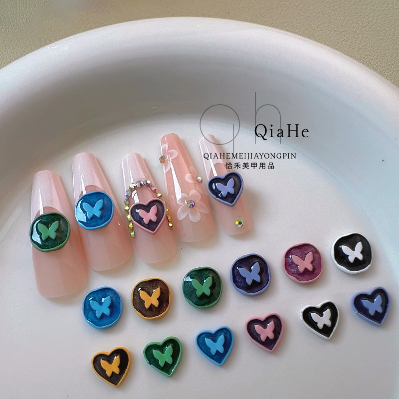Vintage romantic oil painting love butterfly quicksand color round alloy three-dimensional simple versatile nail drill decorative stickers