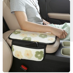 Girls Car Armrest Box Mat Sweet Little Flower Short Plush Warm Decorative Mat Storage Bag Cross-Border E-Commerce Hot Selling Model