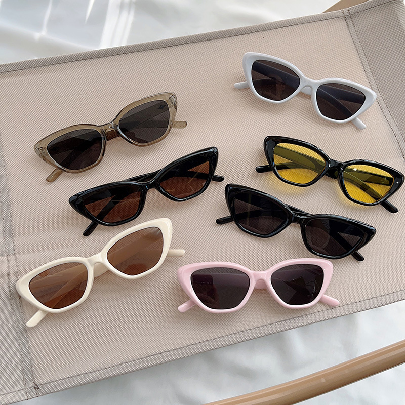 45g Weight Full Frame Glasses Structure Sunglasses Classification UV400 Protection, Acrylic Lens Material Cat Eye Glasses Style Holiday, Travel Occasion Solid Color Pattern Women's Gender Simple Style, Classic Style Style Simple Style Classic Style Solid Color UV400 Protection Acrylic Cat Eye Full Frame Kids Sunglasses 无